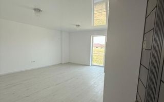 VANZARE GARSONIERA 40MP TITAN PALLADY - Poză 2