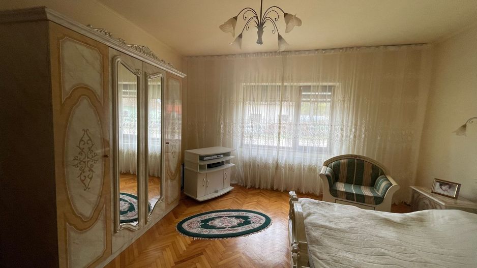 Casă de vânzare în Vașcău–natură, liniște și confort modern- 72000 Eur - Poză 9