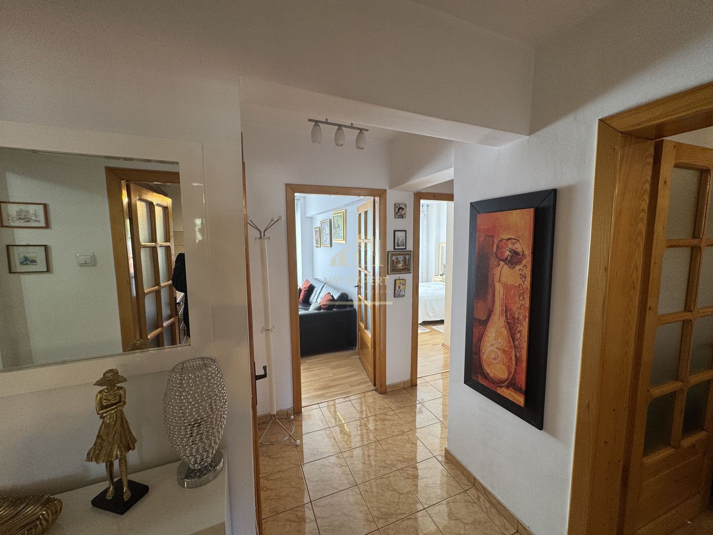 APARTAMENT 3 CAMERE CAMPULUNG, ETAJ 3, ULTRACENTRAL - Poză 13