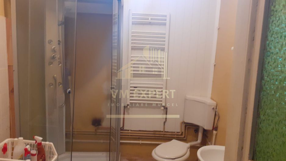 VILA 5 CAMERE, TEREN 700 MP, CAMPULUNG - Poză 11