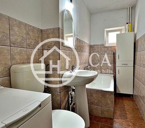 Apartament de vânzare cu 2 camere în zona Calea Aradului, Oradea - Poză 6