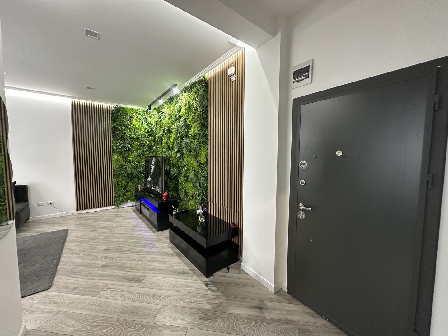 Apartament cu 2 camere | ultracentral | Parcare acoperită - Poză 3