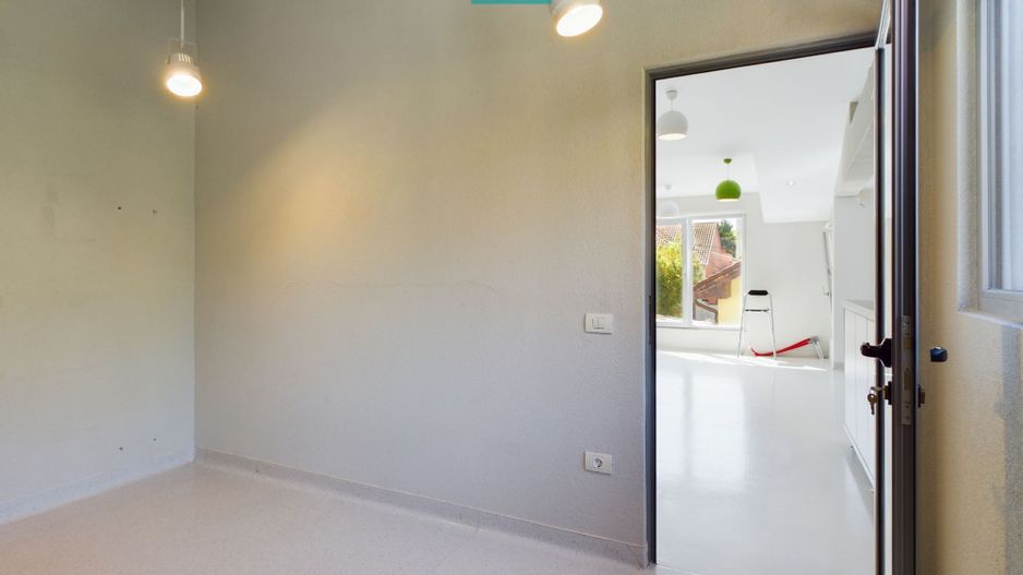 Vilă cu destinație multiplă situată ultracentral - Poză 15