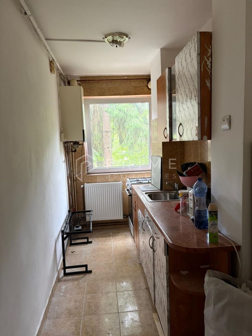Apartament cu 3 camere, etaj 2 – Zona Dâmbul Pietros - Poză 8