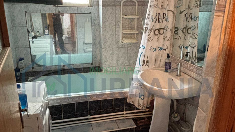 Camera living de inchiriat in apartament 4 camere - Zona Gara/Billa, Iasi - Poză 6
