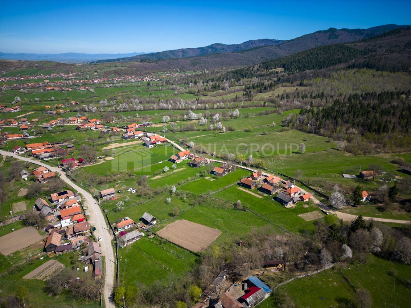 Teren intravilan, 1100 mp - Localitatea Zagon - Poză 10