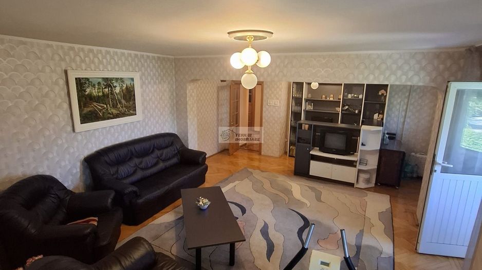 Apartament spatios de 4 camere+1 camera/etaj 2/125mp /Focsani/Finante - Poză 1