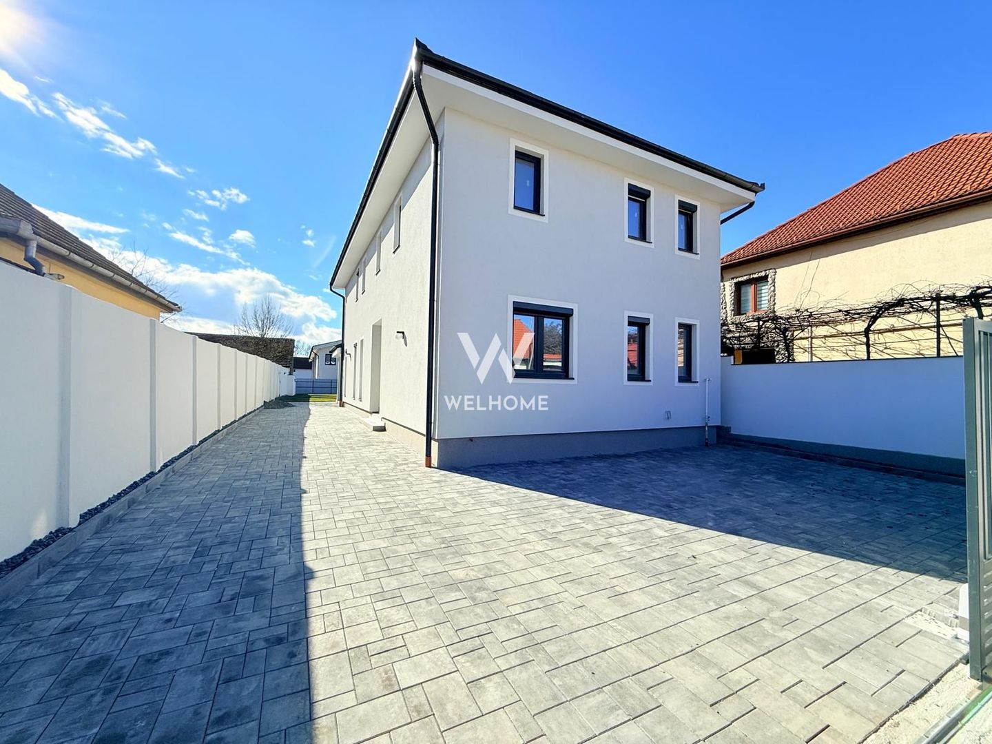 Casă individuală premium de vânzare în Șelimbăr – 650 mp teren - Poză 1