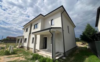 Duplex 4 camere despartit prin camera tehnica | Chisoda - Poză 1