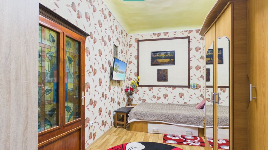 Apartament cu 2 camere pe Str.Episcopiei - Poză 12