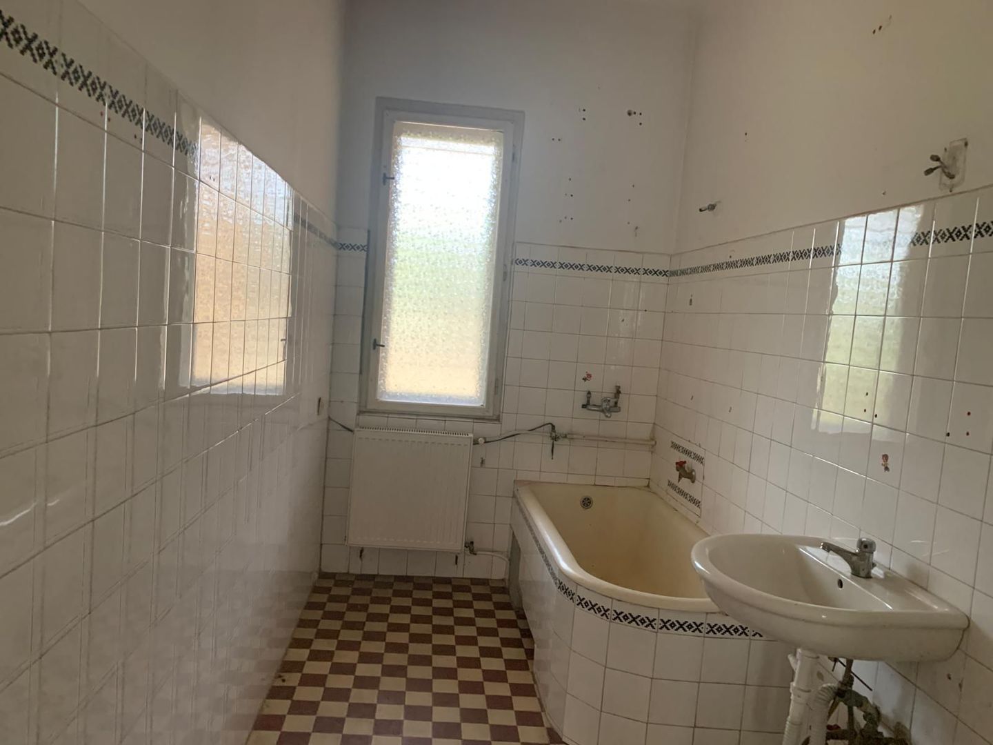 Casa P+E de 7 camere, SU=240 mp  in  Balcescu - Poză 11