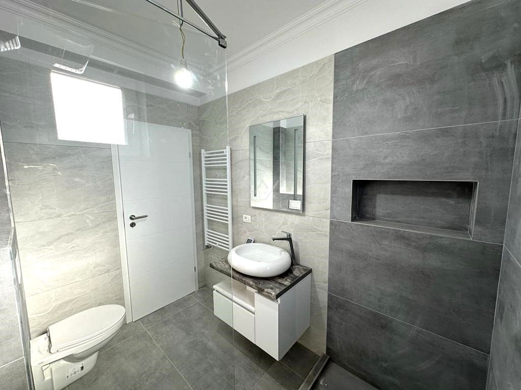 Decomandat. Etaj 1. Balcon mare. Loc de parcare. - Poză 7