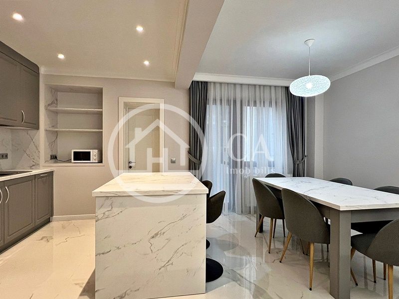 Apartament de închiriat cu 3 camere în zona ULTRACENTRALĂ, Oradea - Poză 1