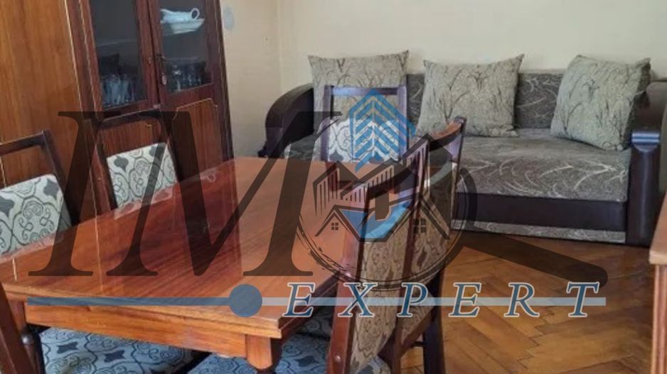 Apartament 3 camere suprafata 75 mp zona Cetate Piata et. 3 - Poză 1