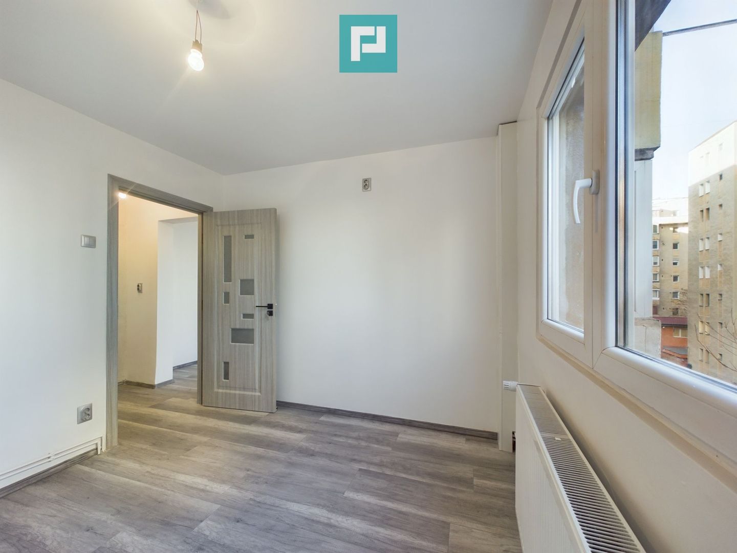 Apartament 3 camere pe str Hateg in Vlaicu - Poză 5