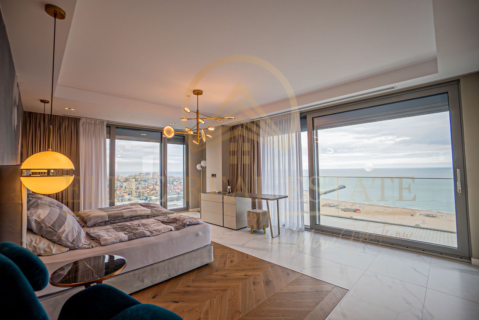 PENTHOUSE UNIC in mijlocul orasului Constanta - Poză 20