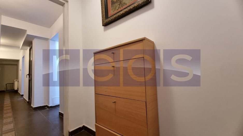 VANZARE- 9- CAMERE (S+P)- VILA -COTROCENI - Poză 37