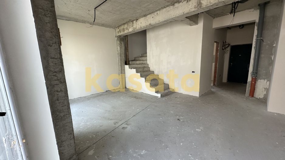 Casă Triplex 🏡 | Bragadiru 📍 | 2 locuri parcare | Zonă liniștită 🌳 - Poză 2