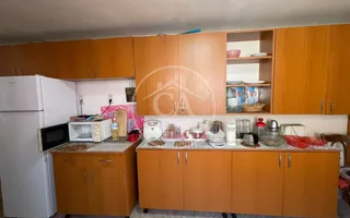 Casa de vanzare cu 4 camere in zona Nufaru,  Oradea - Poză 12