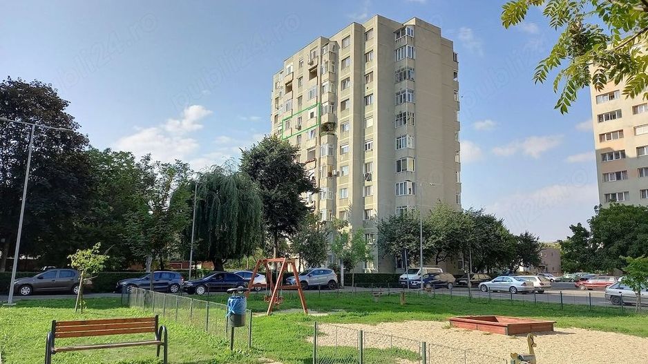 Vand apartament 2 camere decomandate, M15, etajul 7, lifturi noi - Poză 1