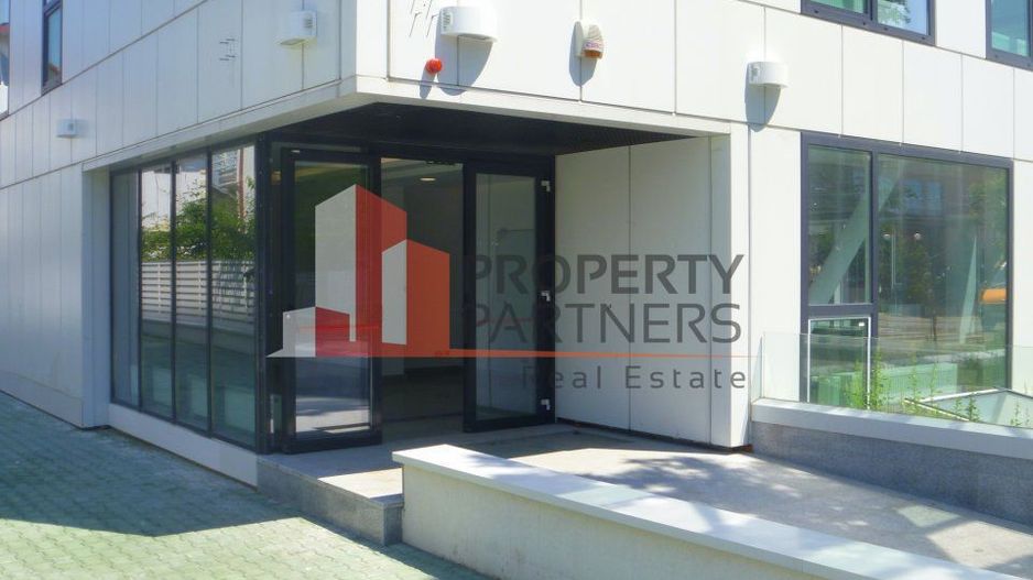 Spatiu comercial - showroom - Poză 2