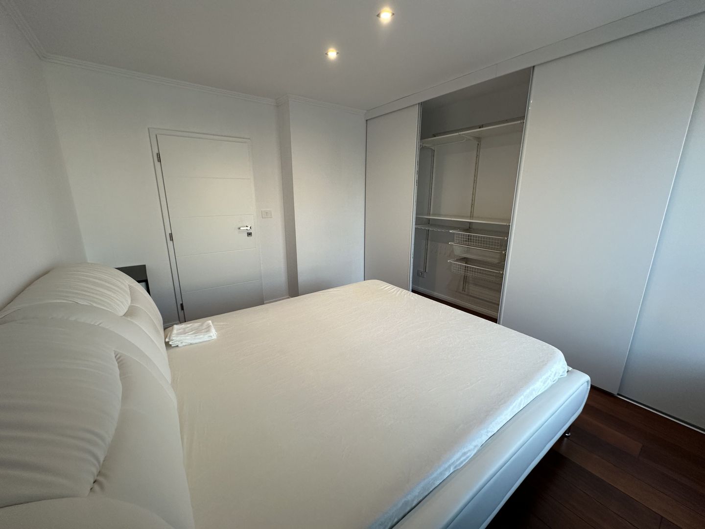Apartament la prima inchiriere - Poză 7