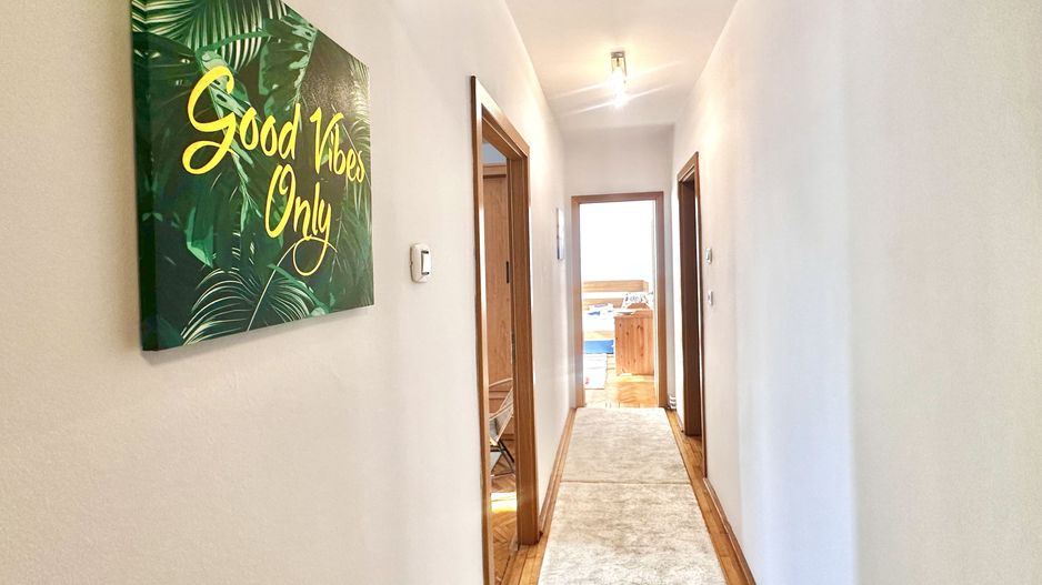 De închiriat apartament cu 4 camere în zona Take Ionescu - Poză 11