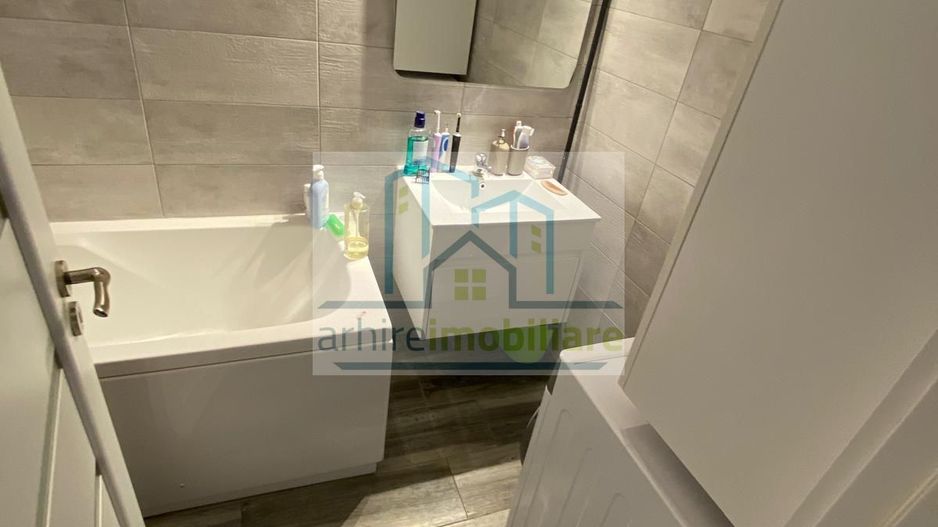 Apartament 3 camere decomandat zona Trapezului - Poză 16