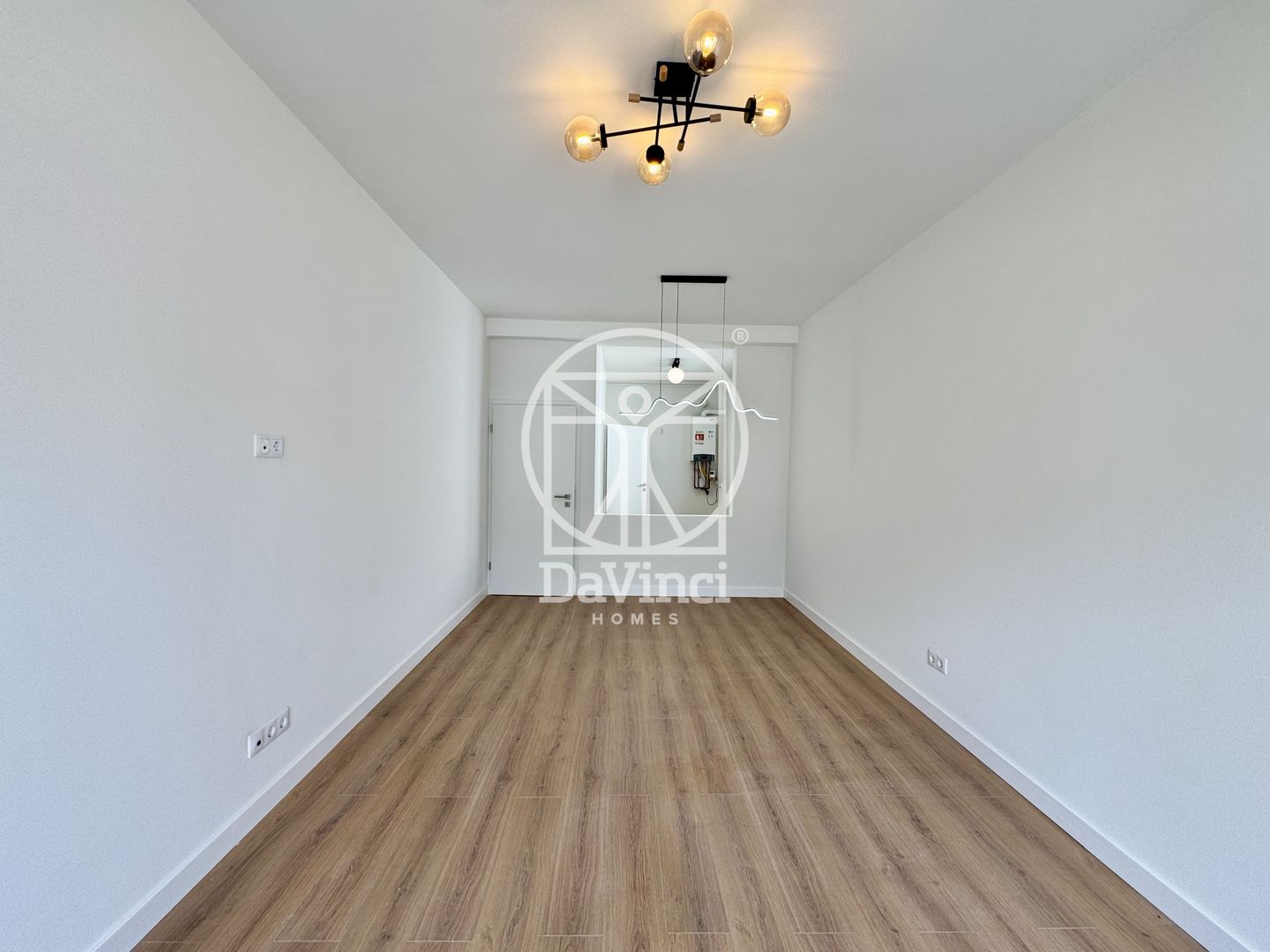 Apartament 3 camere, finisat la cheie, intabulat (NCL-37D-Mo-ap.3) - Poză 1
