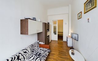 Apartament 3 camere pentru investiții central - Poză 2