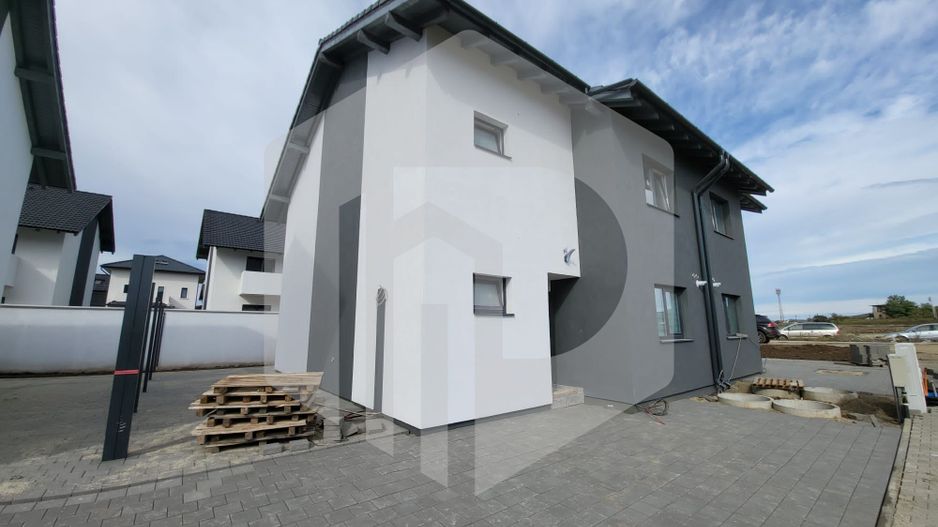 Duplex | 4 Camere + Gradina proprie | 106mpu | Selimbar | 0% Comision - Poză 1