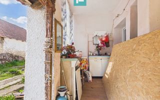 Casă cu 3 camere și 1047 mp în Peregu Mic - Poză 10