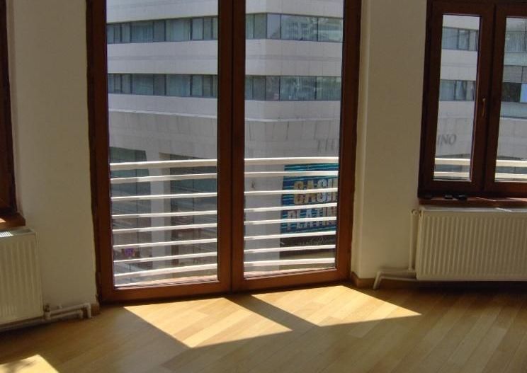 De Inchiriat Apartament 6 camere, C. Victoriei - Sala Palatului sect 1 - Poză 3