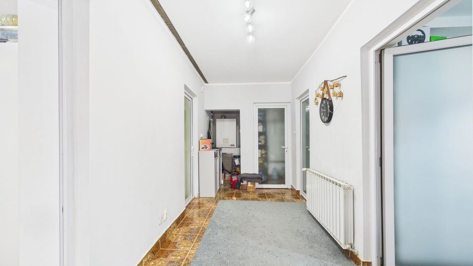Casă individuală pe un nivel în zona Mehala - Poză 14
