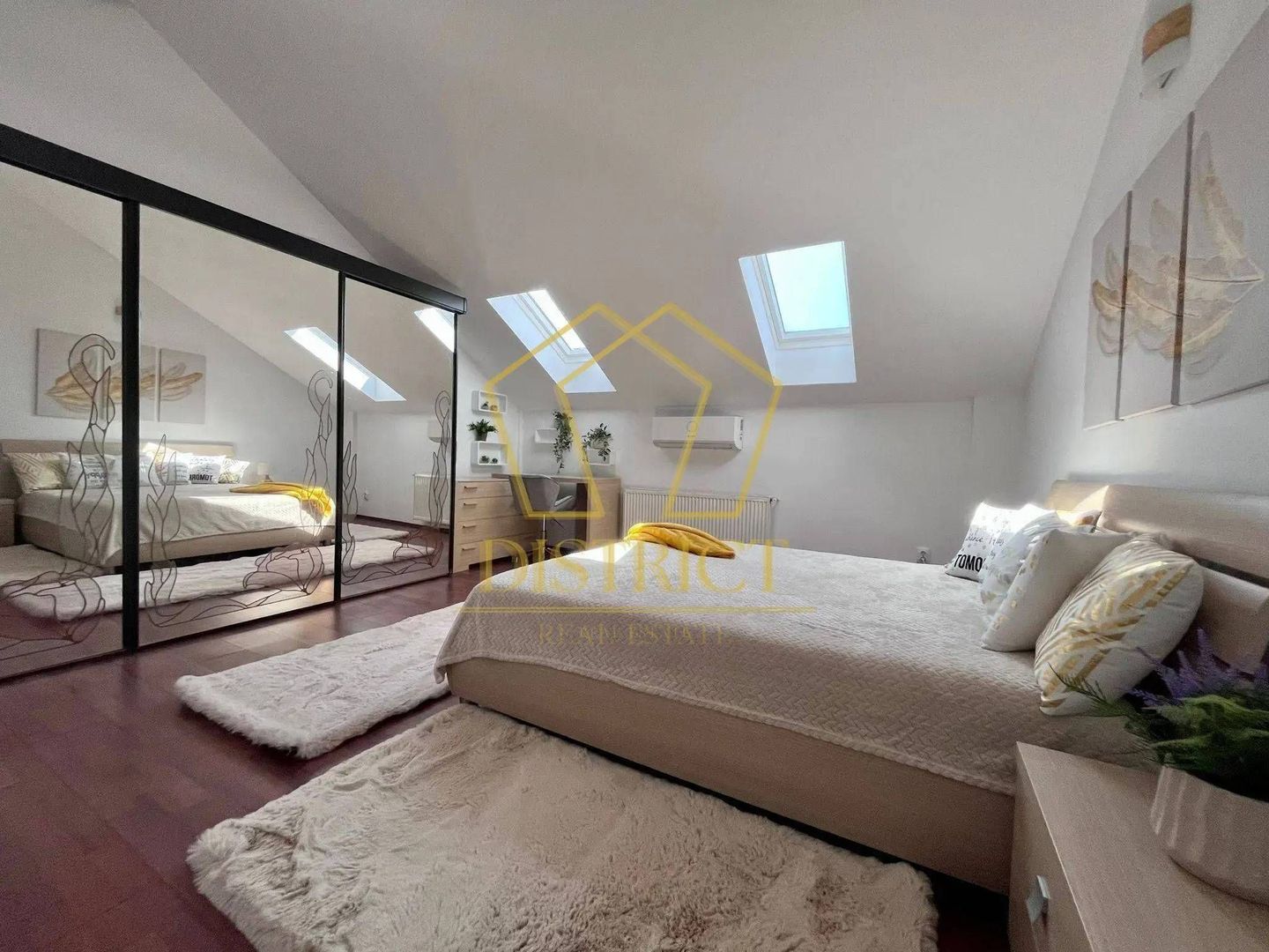 Apartament spatios cu 3 camere pe 2 niveluri | Odobescu - Poză 8