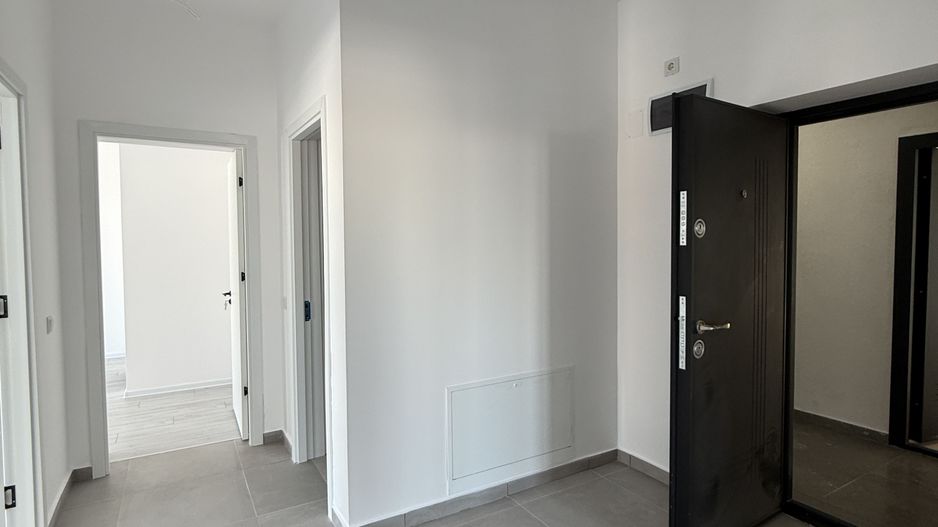 3 CAMERE / 50% DISCOUNT PENTRU LOCUL DE PARCARE/ METROU N. TECLU! - Poză 1