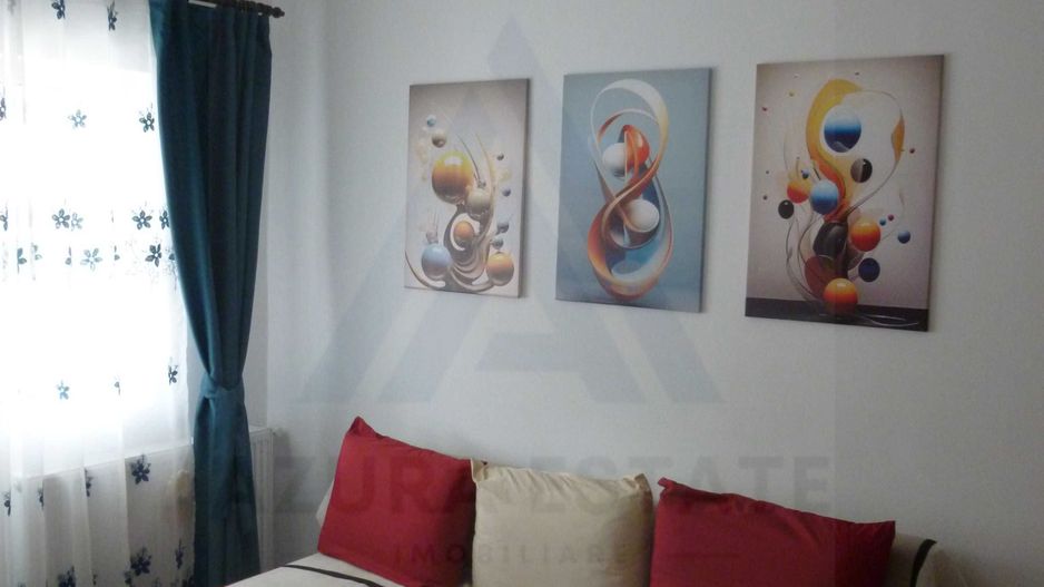 Apartament 3 camere prima inchiriere balcon inchis zona Vasile Aaron - Poză 3
