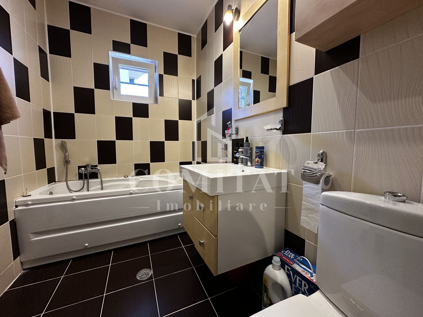 Apartament la cheie | Loc de parcare | Eroilor - Floresti - Poză 7