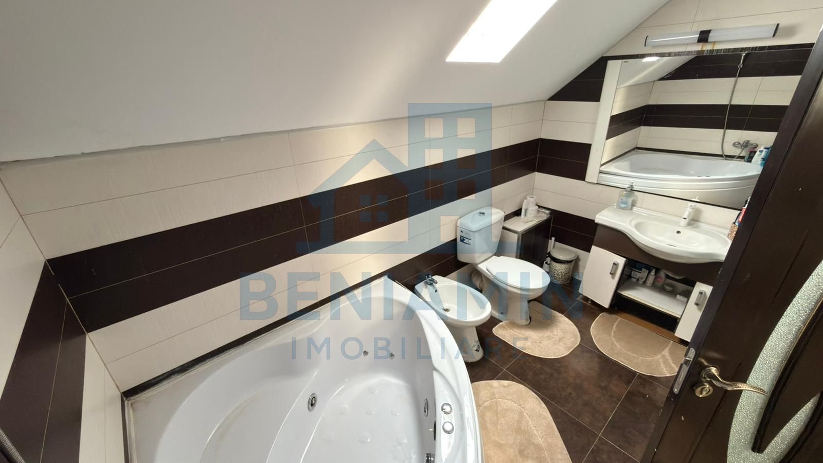 Vila-Isalnita-Structura solida-Terasa inchisa-Ideal investitie - Poză 19