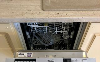 Aradului 2 Camere 53mp | Etajul 1/3 Bloc Nou cu Lift - Parcare Privata - Poză 5