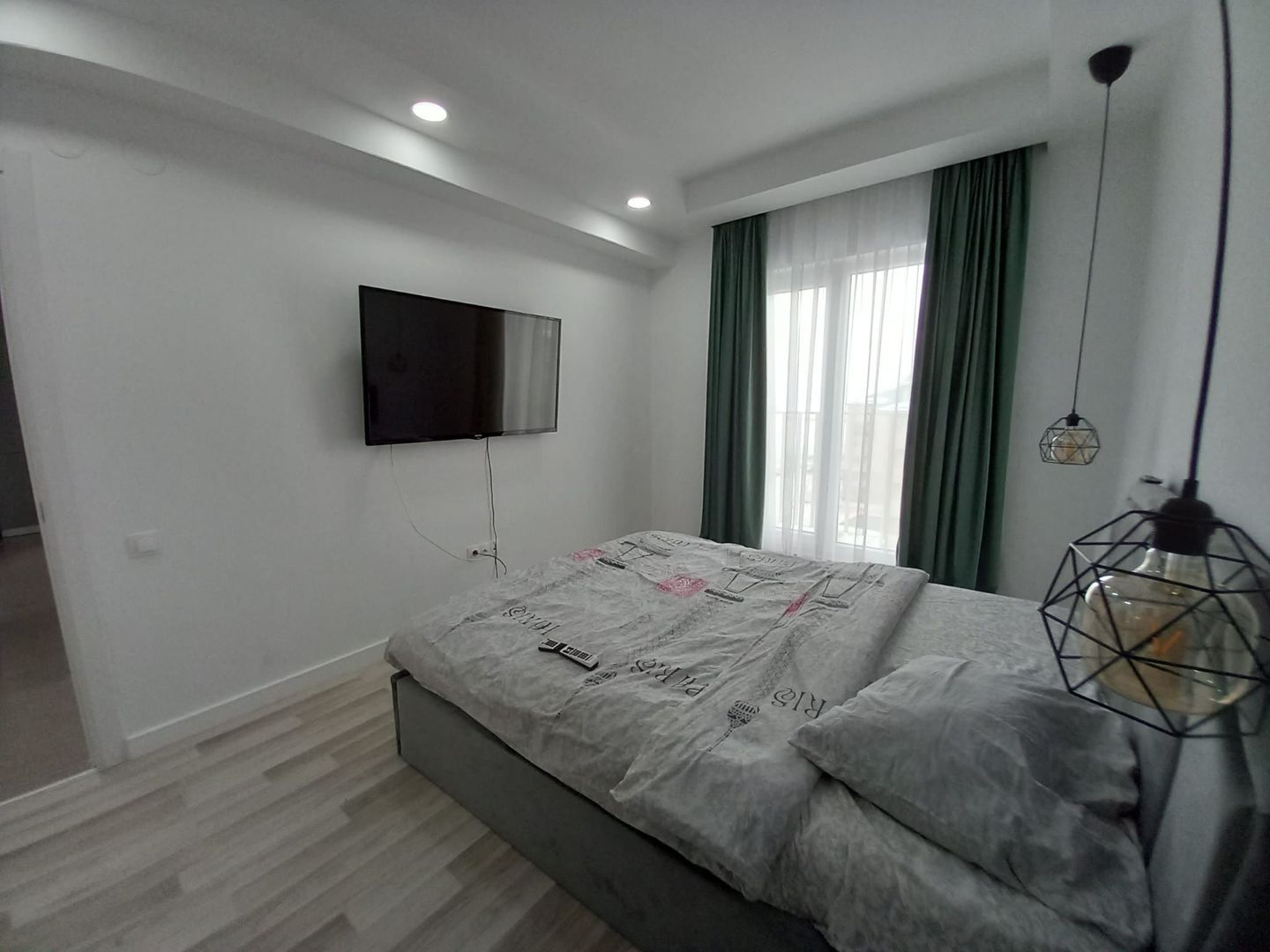 COSMOPOLIS - Apartament cu 2 camere tip studio, mobilat si utilat. - Poză 9