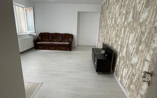 Apartamament 3 camere Grand Arena,centrala proprie/renovat - Poză 1