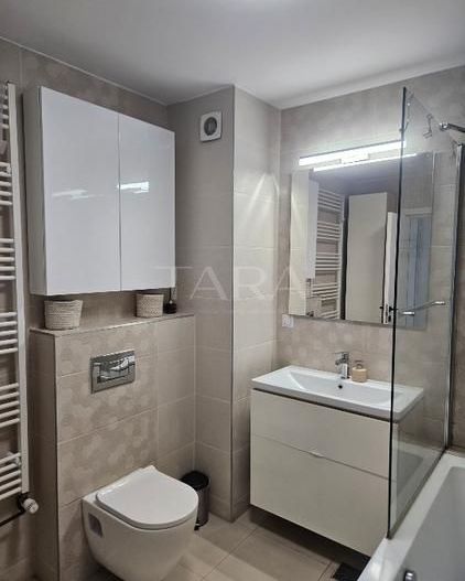 Apartament modern cu 2 camere, 2 balcoane și vedere deschisă. - Poză 11