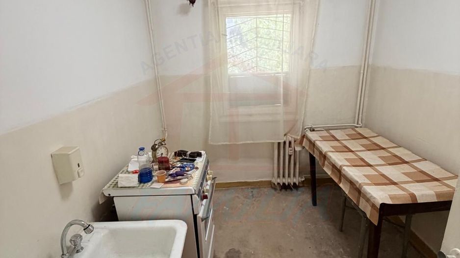 APARTAMENT CU 2 CAMERE DE VÂNZARE | MICRO 18 | PARTER - Poză 8