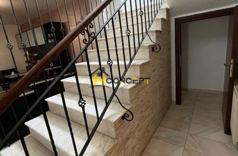 Vila individuala 5 camere langa Padure - Poză 9