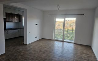 Casă tip duplex | Curte 320 mp | Viile Sibiului - Poză 1