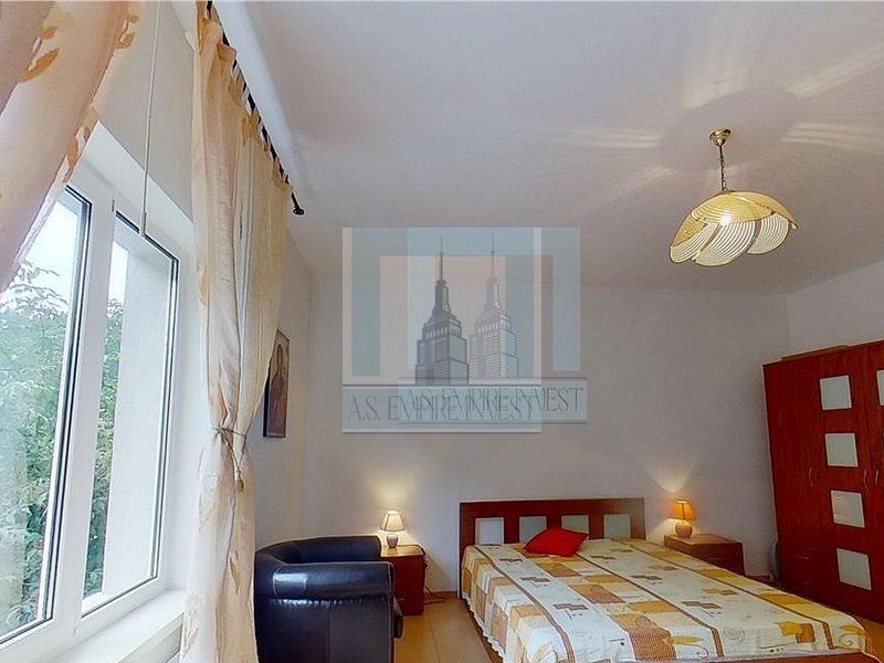 Vilă deosebită cu 6 camere în zona Şchei, Braşov - Poză 18