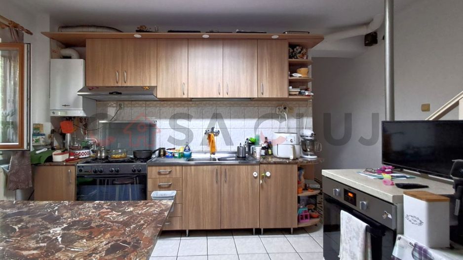 Casă individuală, teren 1.723 mp. garaj și livadă -Grigorescu!! - Poză 2