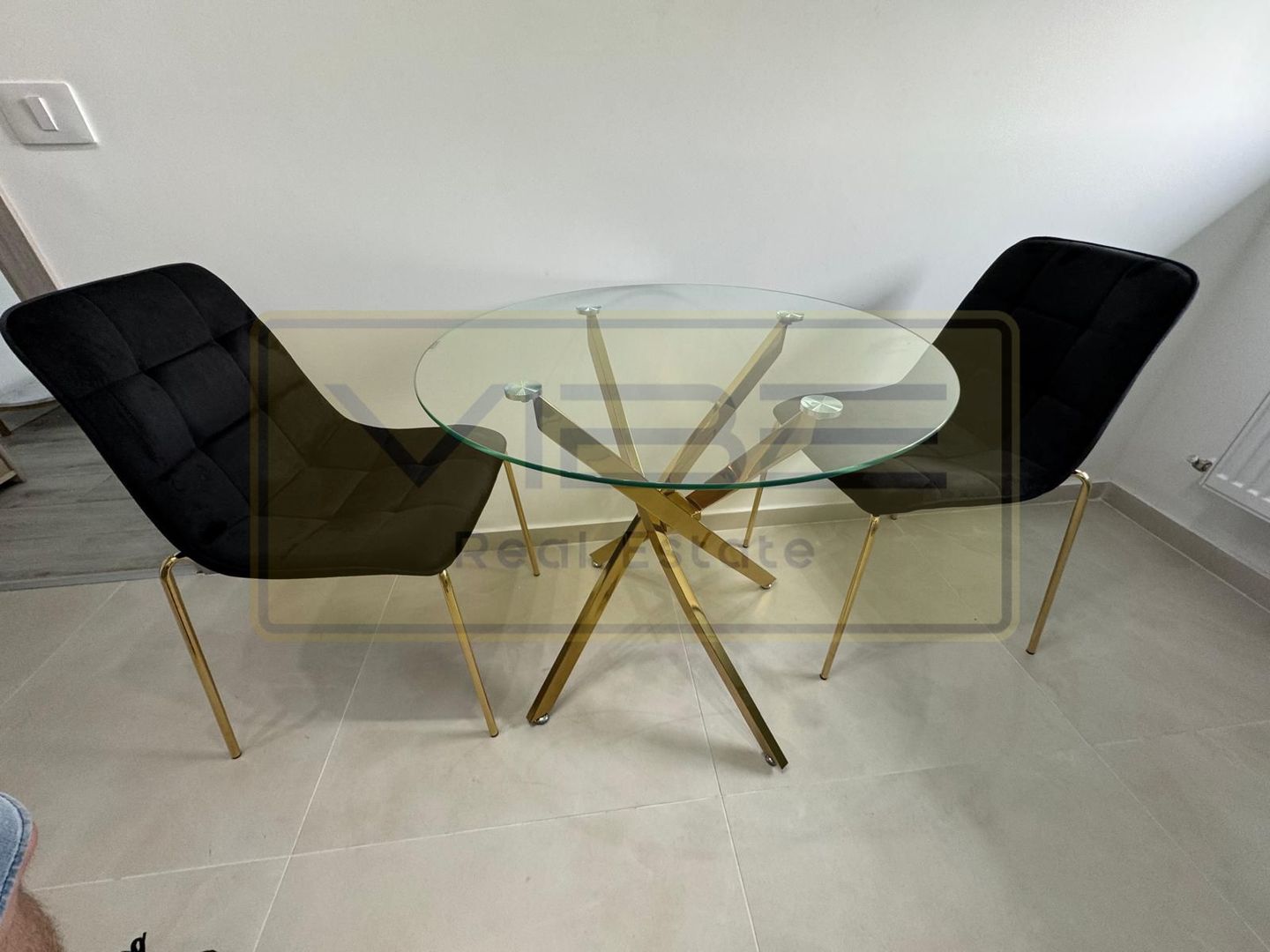 Apartament 1 camera cu parcare Bucium Mega Image - Poză 10