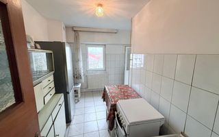 Apartament cu 2 camere in zona Drumul Sarii - Poză 3